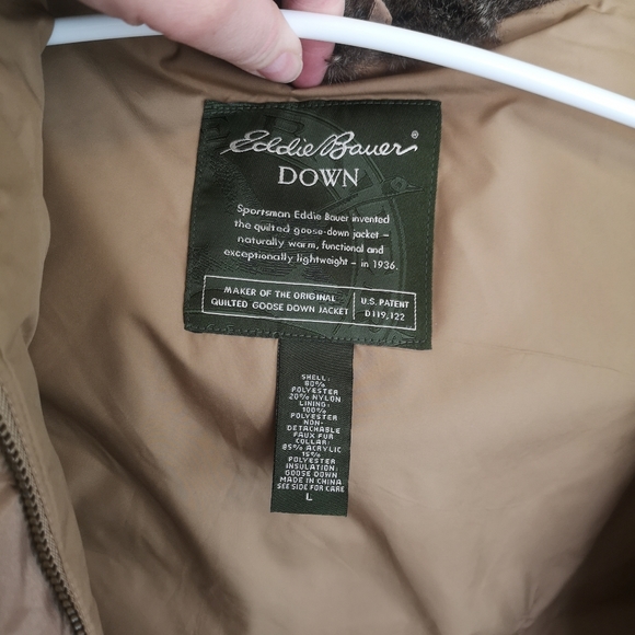 Eddie Bauer Original Quilted Goose Down Puffer Vest Fur Trim Gold Womens… - Picture 4 of 16